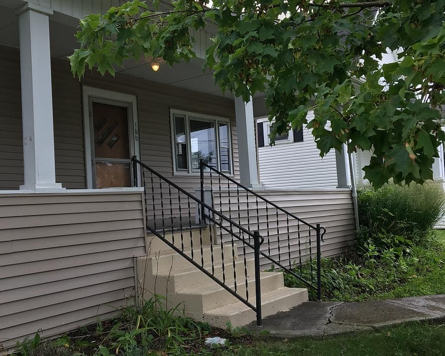 1st image of 166 S Columbus St
