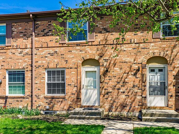 3rd image of 4723 Tarryton Ct S #14-E