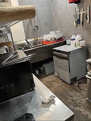 5th image of 65-25 Roosevelt Ave #1
