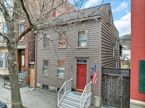 174 4th Street, Troy, NY 12180