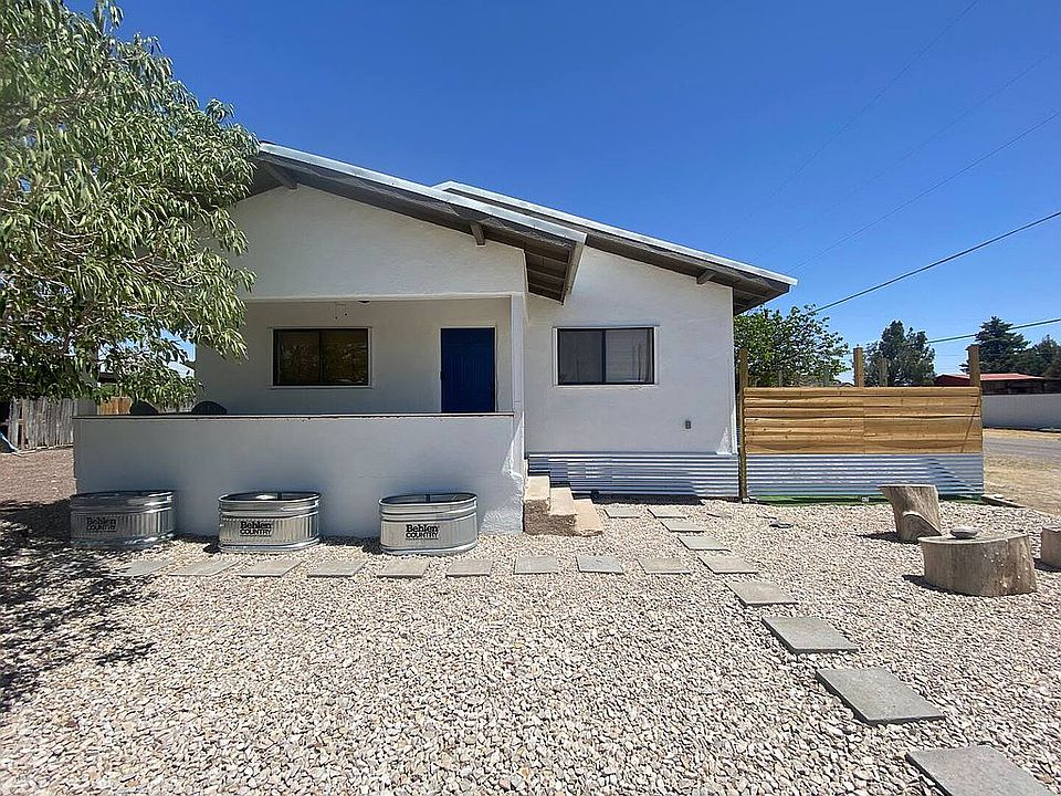 Fully renovated bungalow