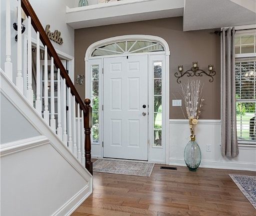 5th image of 5862 New Haven Dr