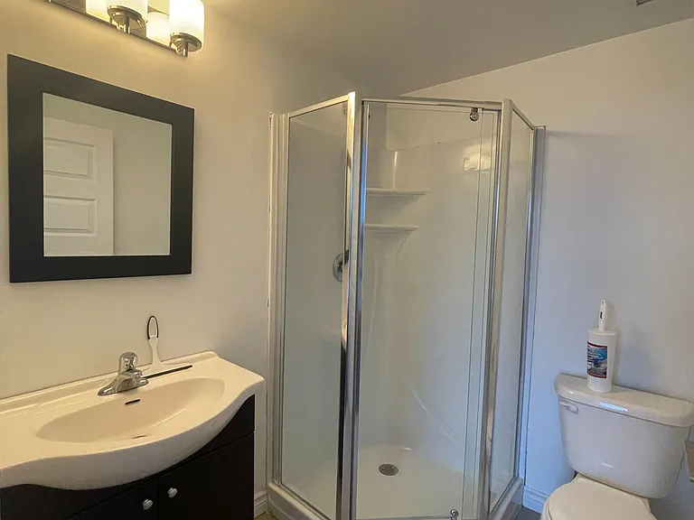 158 King St N #B-603 — Photo 13