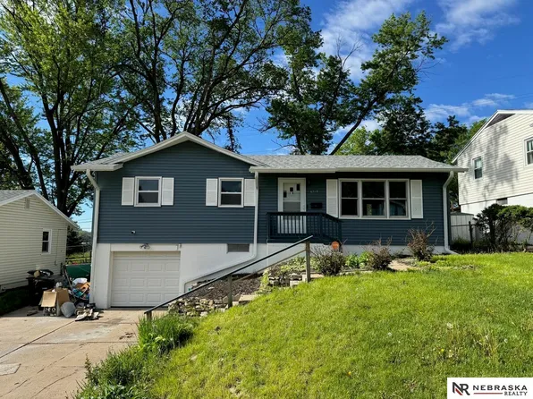 6719 Ogden St, Omaha, NE 68104