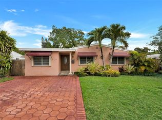 6021 SW 17th St, Miami, FL 33155