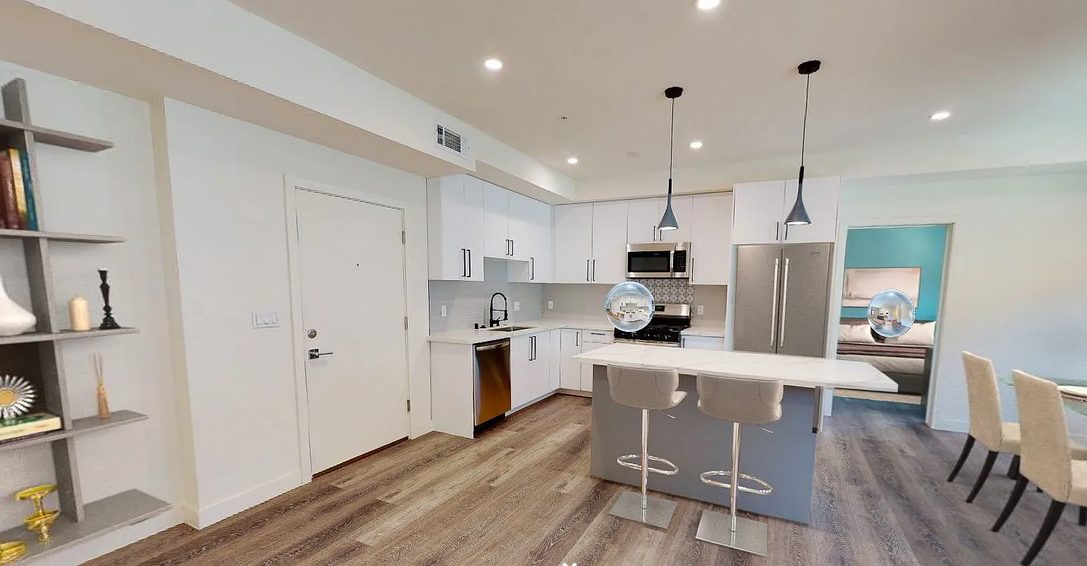 3 bed, 1400 sqft, $4,945 — Photo 2