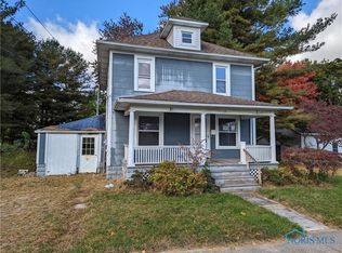 119 Loomis St, Clyde, OH 43410