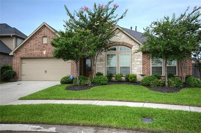 1st image of 2606 McDonough Way
