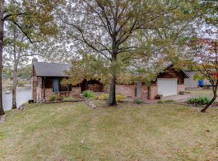 1827 Port Ln, Worden, IL 62097