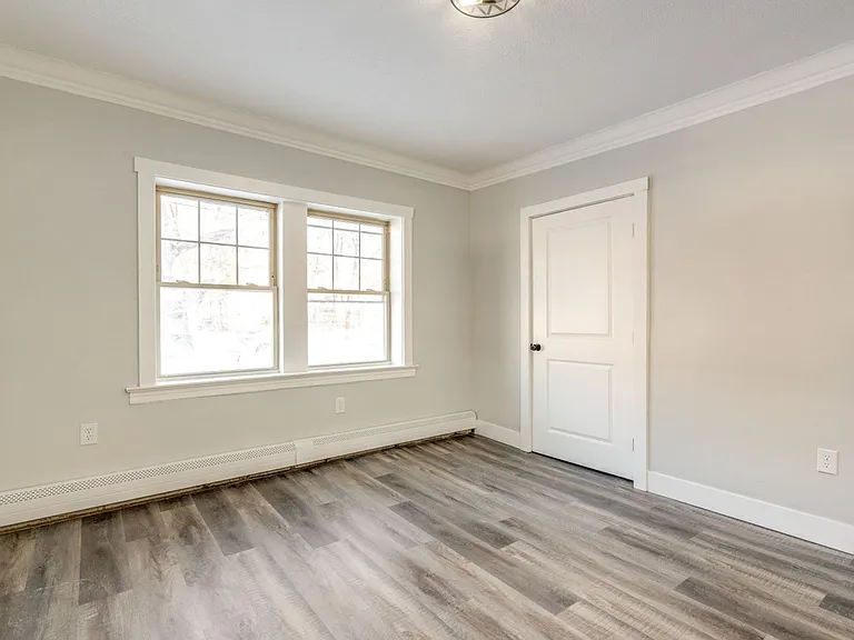 3209 Archwood Avenue 3773 West 33rd St — Photo 2