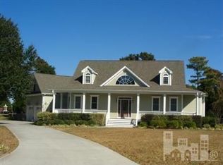 102 Veranda Ct, Hampstead, NC 28443