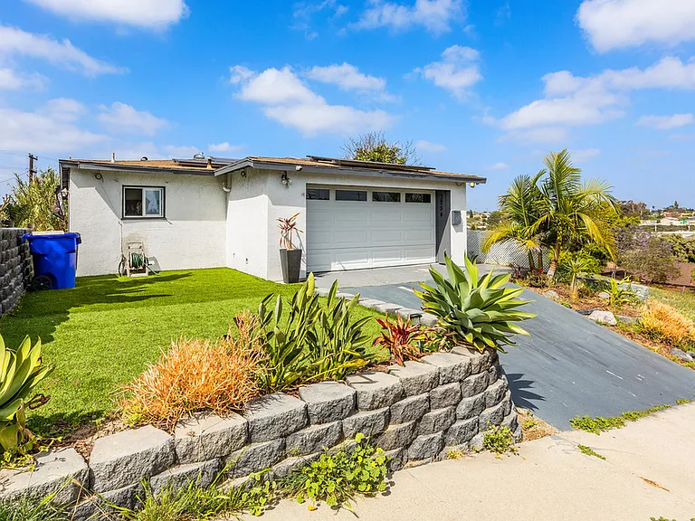 3254 Logan Ave — Photo 18