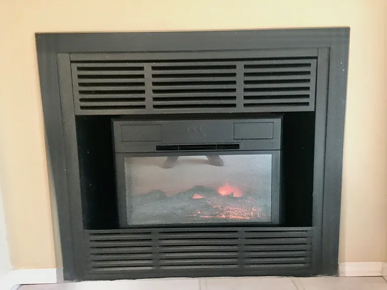 Crest Ave — Photo 11