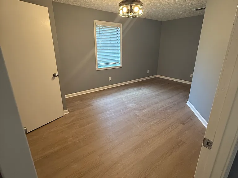 28 Walnut Ln #A — Photo 7