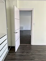 Sold by Avenue Real Estate