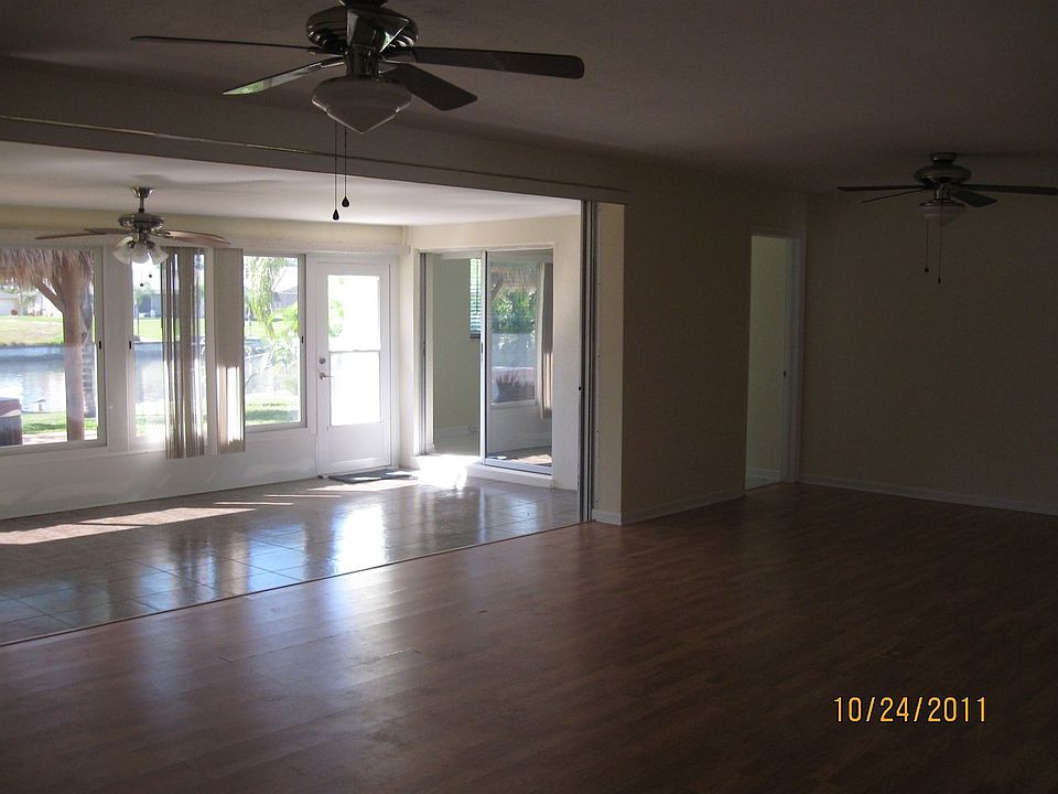 1st image of 924 SE 20th St