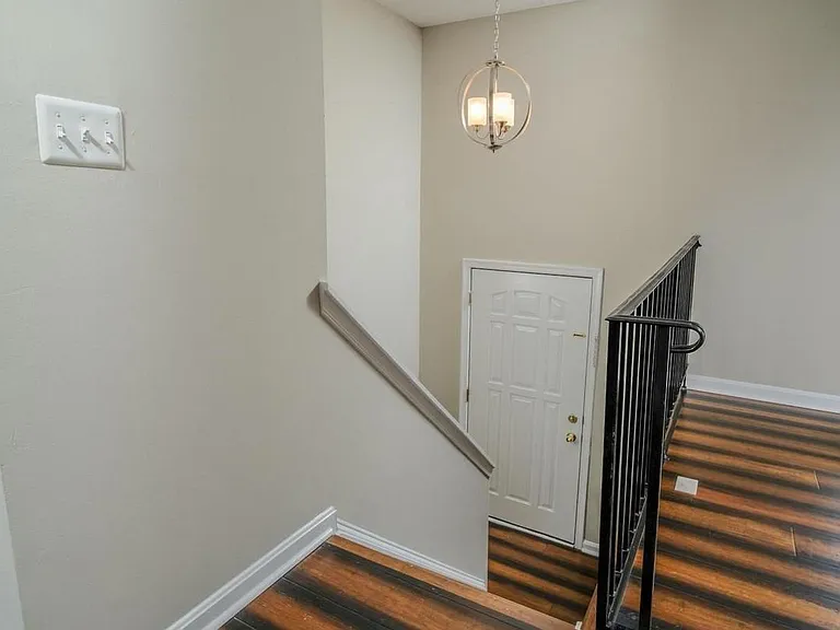 11818 Sylvia Dr — Photo 13