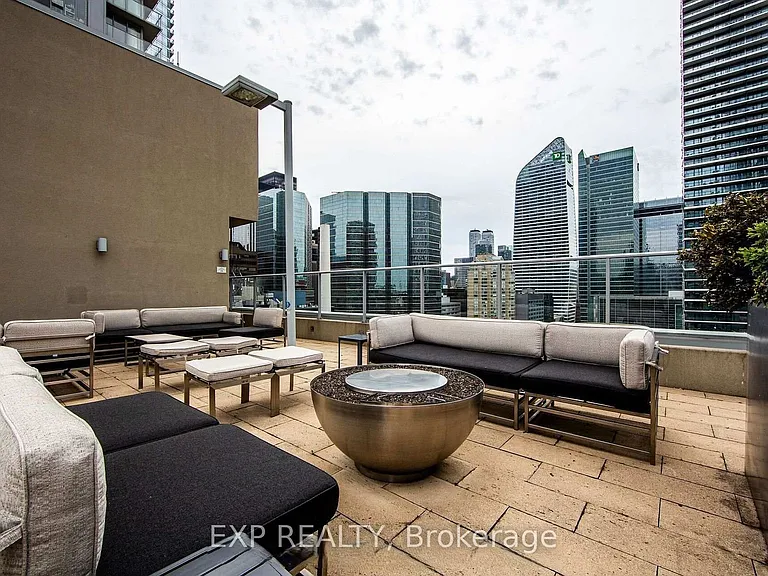 21 Nelson St #823 — Photo 13