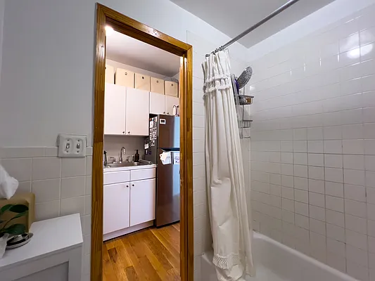 Rented by Denise Rosenblum, LREB | media 17