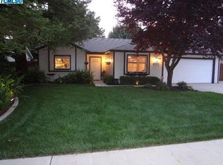 1241 S Tommy Ct, Visalia, CA 93277