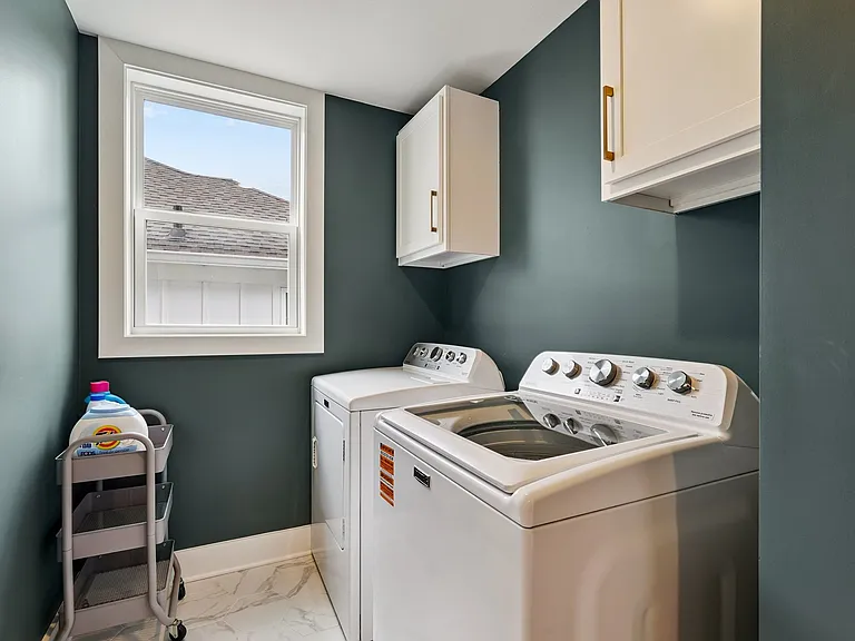 1301B Katie Ave — Photo 11