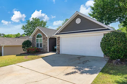 8031 Rockhampton Cir Photo 1