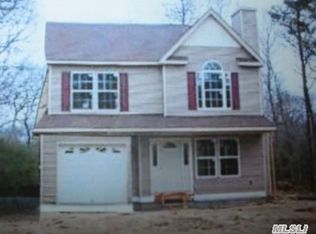 1 Somerset Ave, Mastic, NY 11950