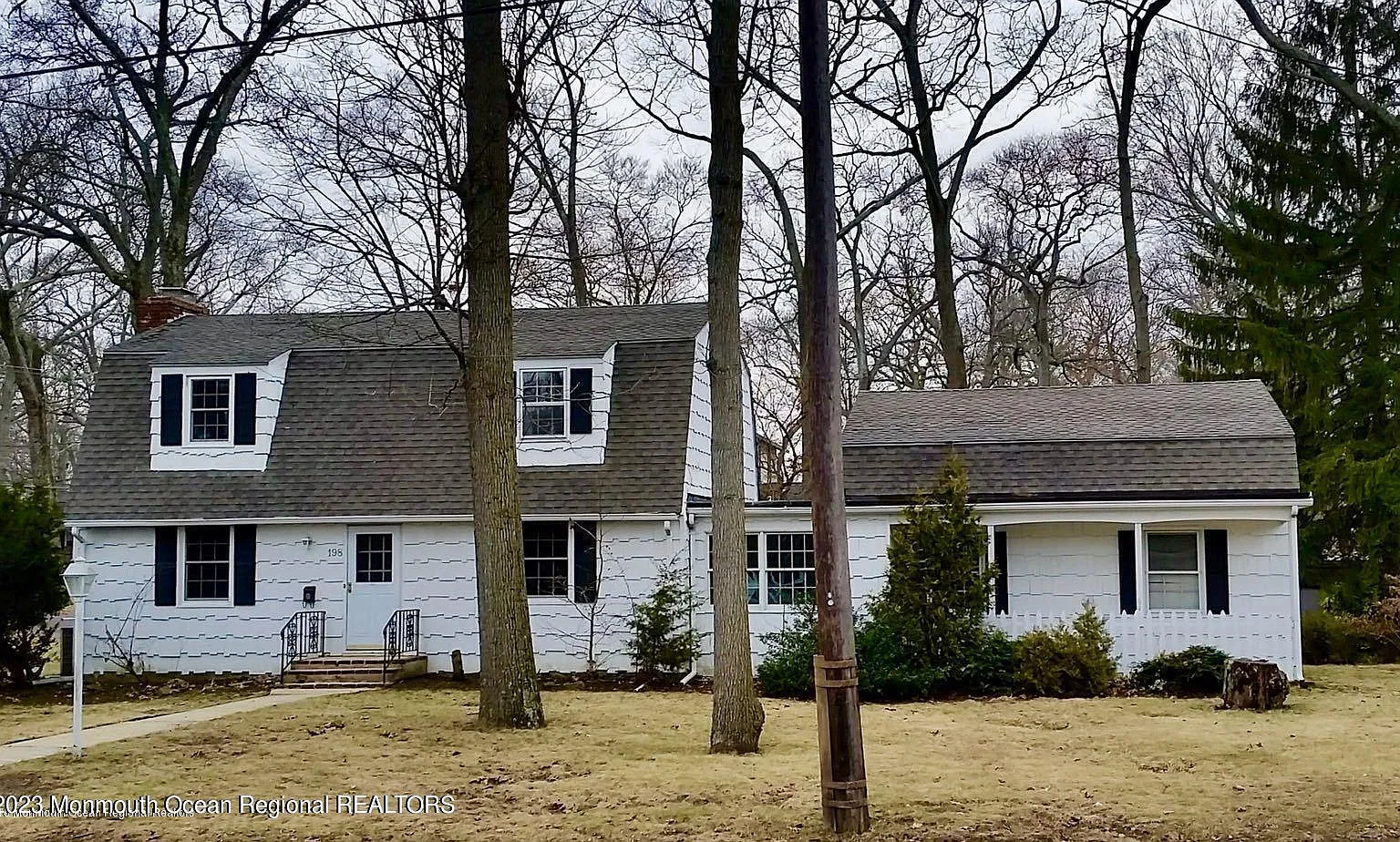 4 bed, 1987 sqft, $2,800 — Photo 1