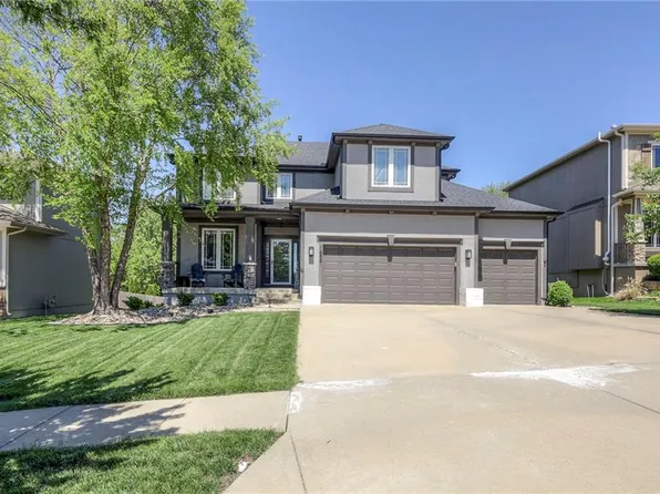 14561 S Saint Andrews Ave, Olathe, KS 66061