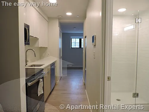 10 Soden St Photo 1