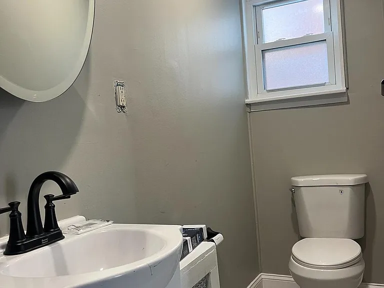 2666 Bridge St #1 — Photo 9