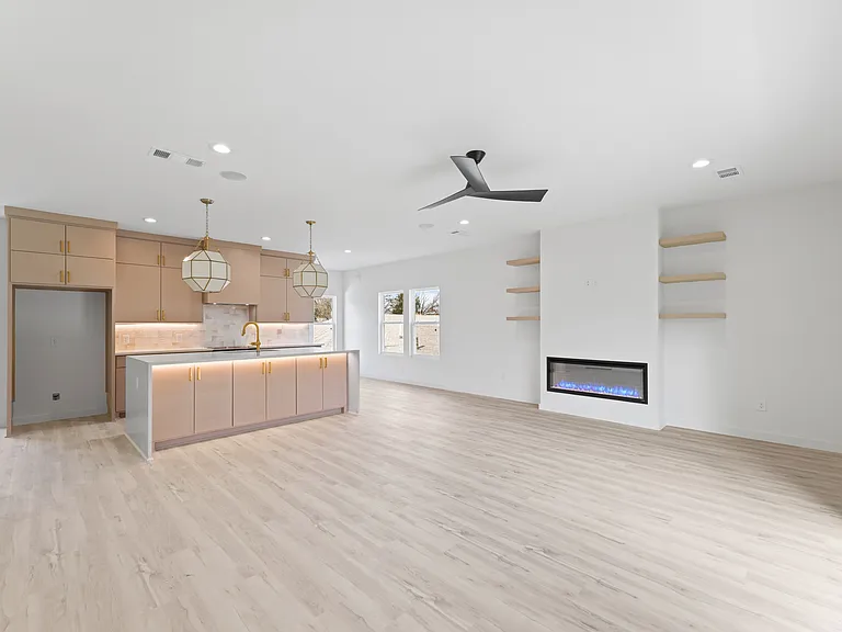 206 W Brooklyn Ave — Photo 16