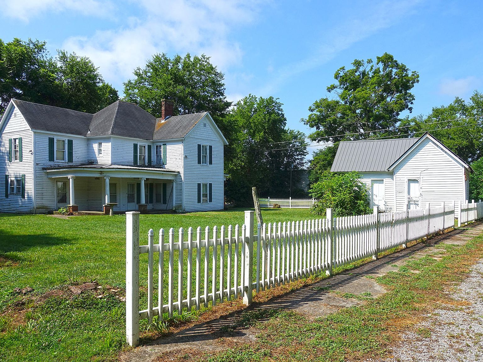 112 Main St, Strawberry Plains, TN 37871 Zillow