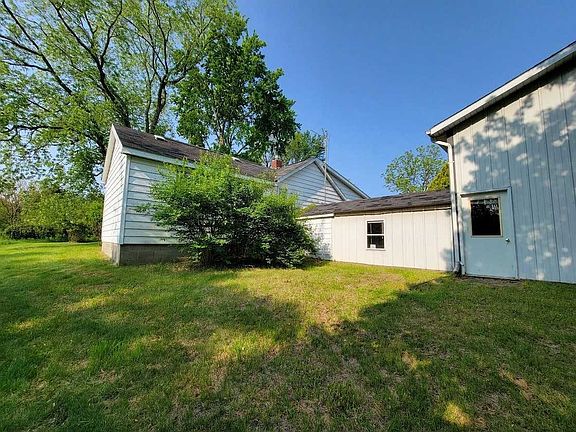 4th image of 4910 W Saginaw Rd