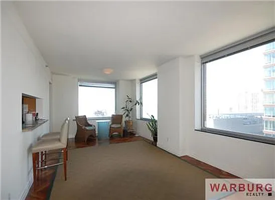 Rented by Warburg | media 29