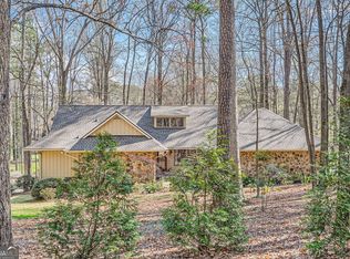 1438 Janmar Rd, Snellville, GA 30078