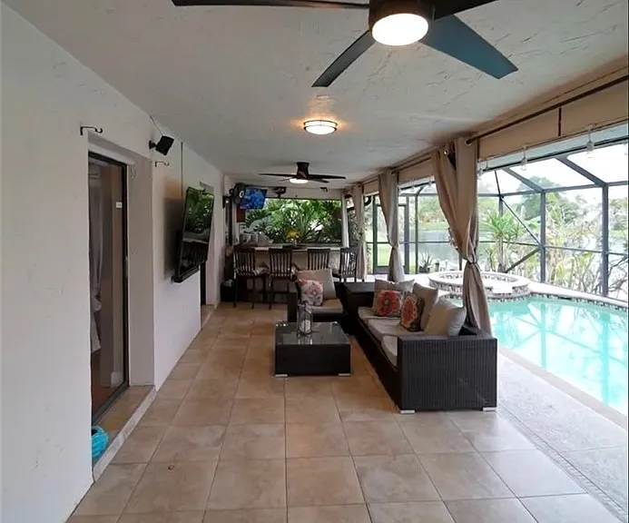 8345 Brandeis Ct — Photo 9