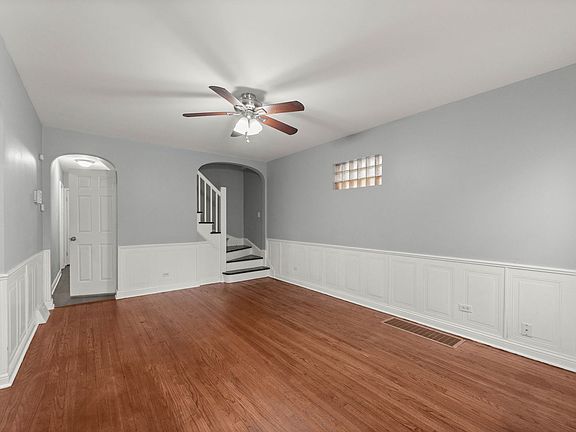 4th image of 12044 S Perry Ave