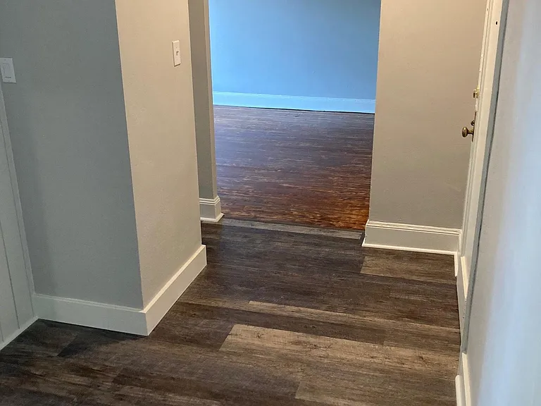 210 S Allen St #8 — Photo 5