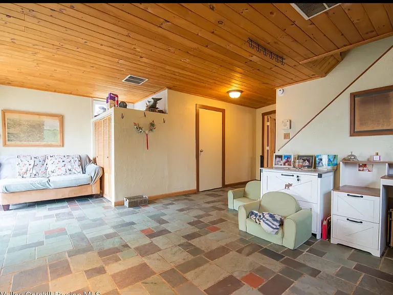 26 Rapp Rd — Photo 9