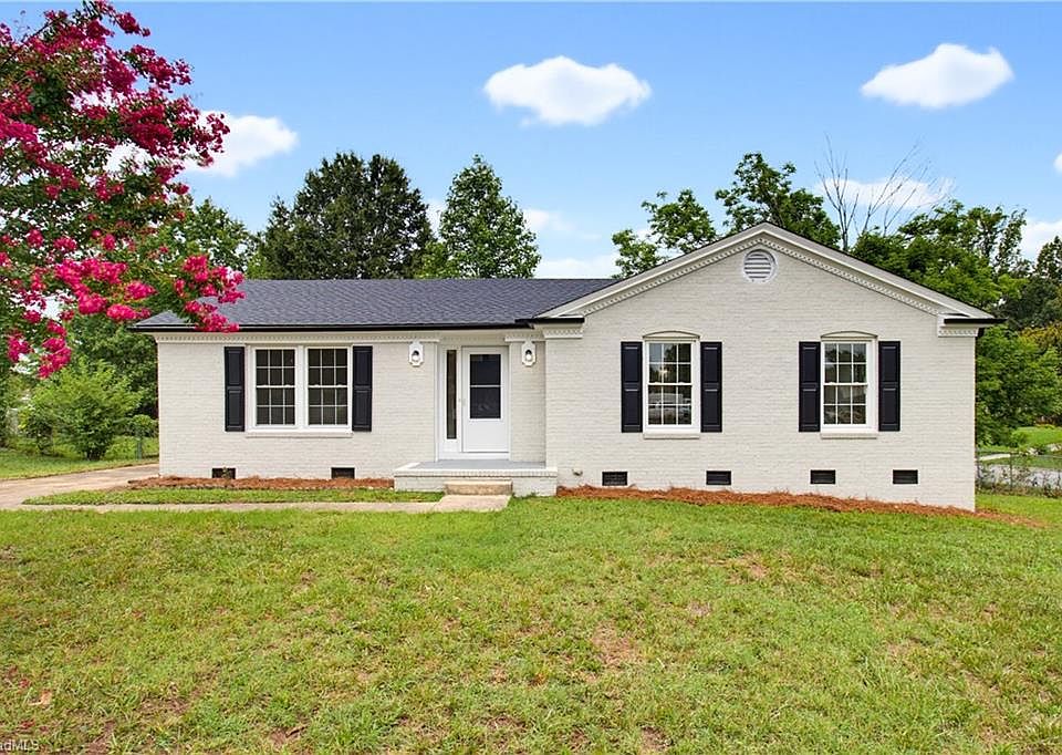 1st image of 4127 Ashmore Dr