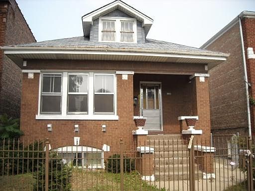 1st image of 5052 W Montana St