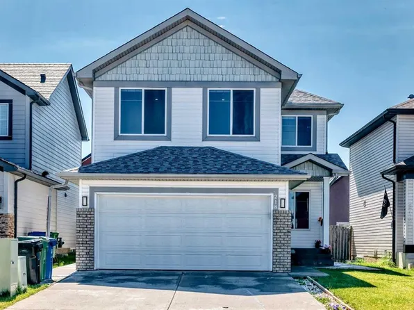 218 N Saddlefield Pl NE, Calgary, AB T3J 4Z3