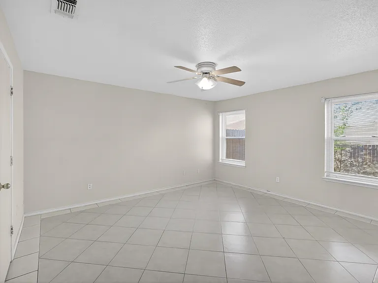7016 Snowivy Ct — Photo 10