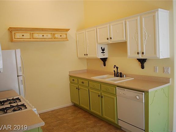 5th image of 3575 Cactus Shadow St Unit 203