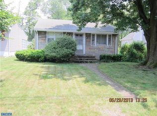 225 Saybrook Ave, Hamilton, NJ 08619