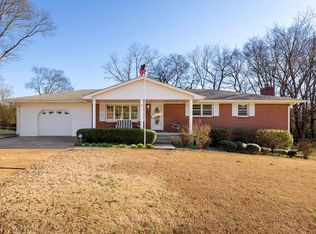 2009 Alpine Dr, Florence, AL 35630