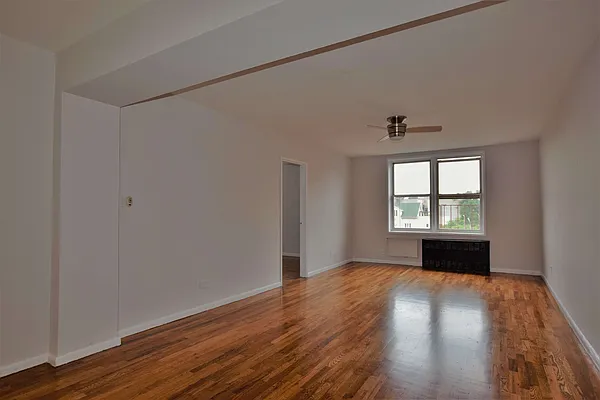 Rented by NYC Realty Brokers LLC | media 1