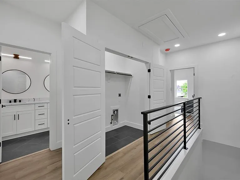 3334 Francis St #A — Photo 17