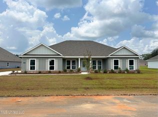 153 Firefly Dr, Lucedale, MS 39452